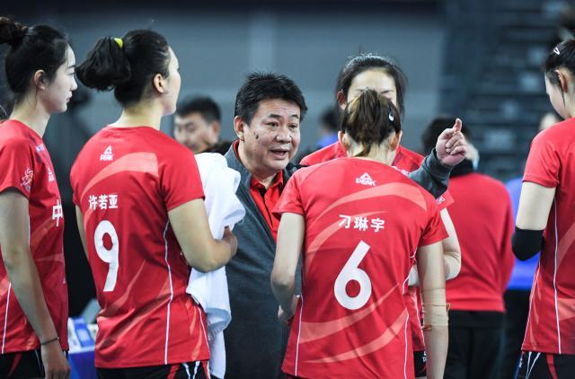 1630551514707086021.jpg 江南体育官网-谁将接替郎平执掌中国女排?两人概率高却仍存软肋