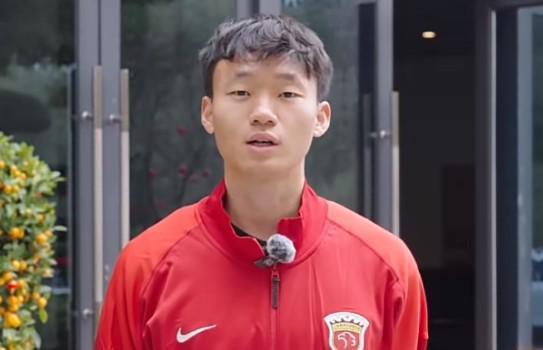 江南体育官网-新赛季转战B队，李圣龙：希望把经验传授给年轻队员