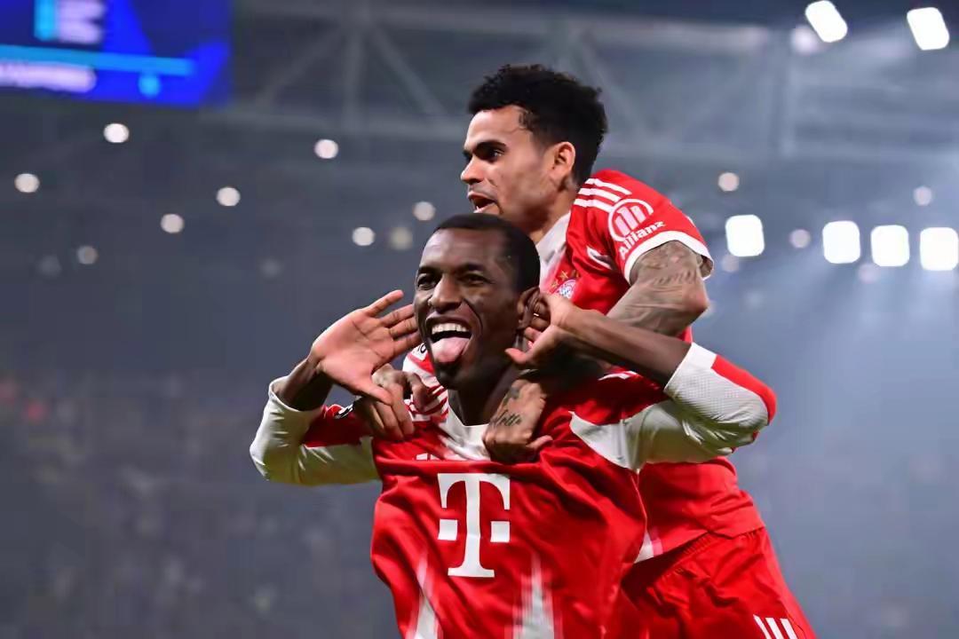 欧冠1/8决赛首回合 拜仁6-1客胜亚特兰大占得先机