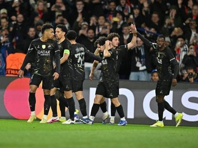 江南体育官网-一场欧冠5-2大胜！大巴黎击败切尔西，登贝莱1V2破门，K77双响炮